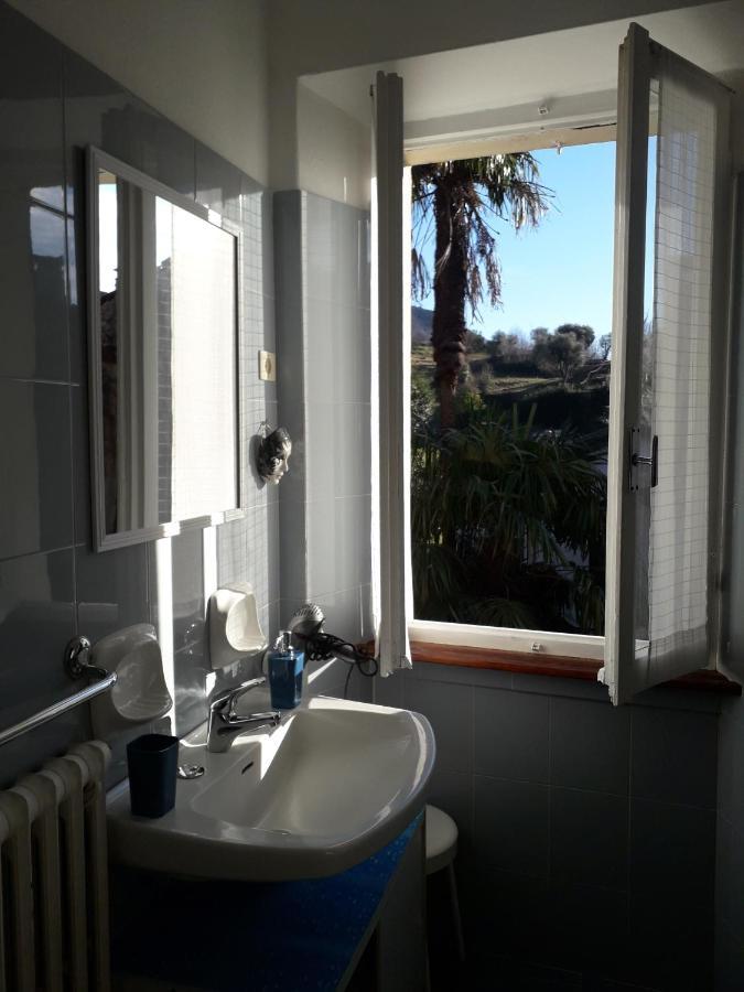Casa Teresina - Corenno Plinio Lago Di Como Apartman Dervio Kültér fotó