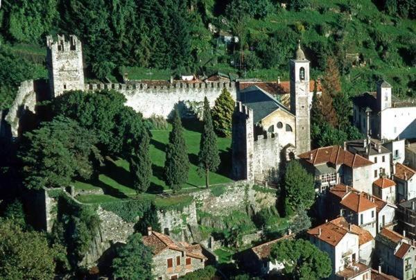 Casa Teresina - Corenno Plinio Lago Di Como Apartman Dervio Kültér fotó