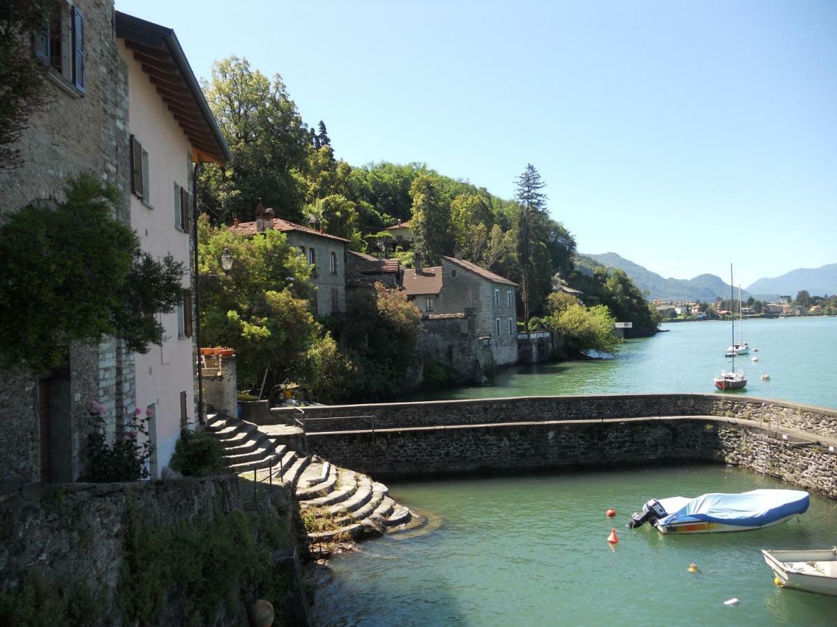 Casa Teresina - Corenno Plinio Lago Di Como Apartman Dervio Kültér fotó
